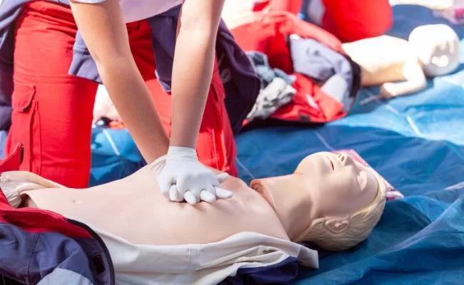 Maritime industry take note: women are less effective at CPR than men!